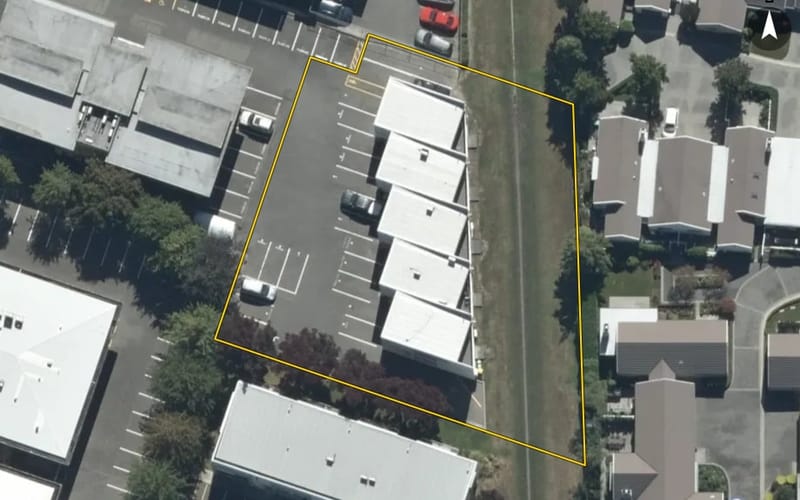 27B Sir William Pickering Drive