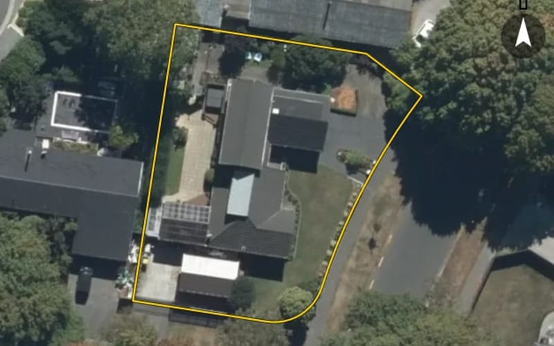 31 Burnside Crescent