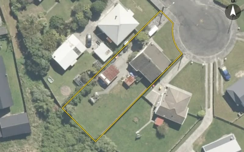 8 Kerr Avenue