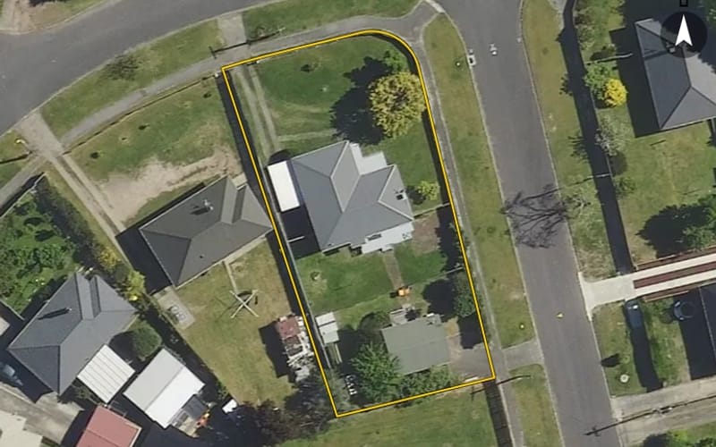 16 Manuka Crescent