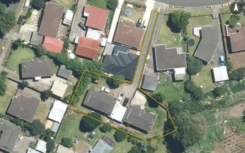 2/7 Ririno Place