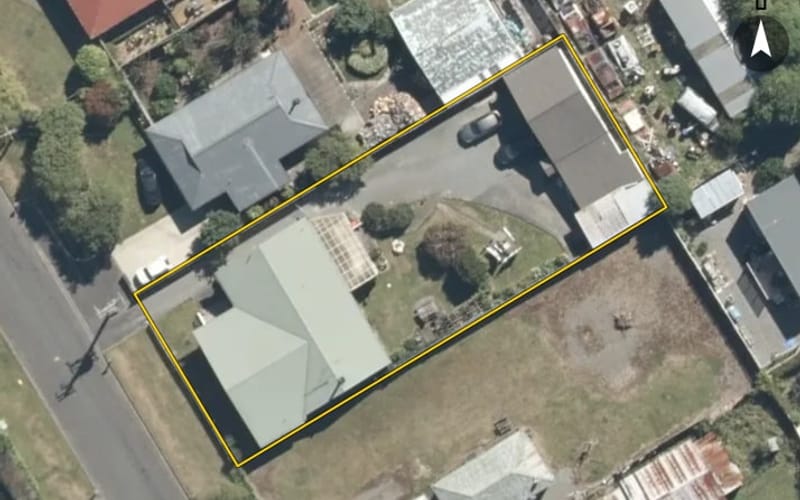 11 MacLaren Street