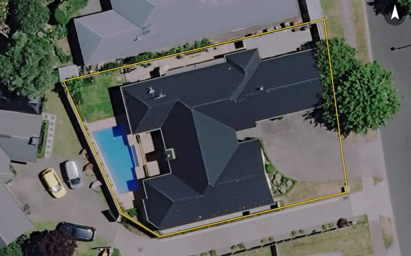 8 Ravenscourt Place