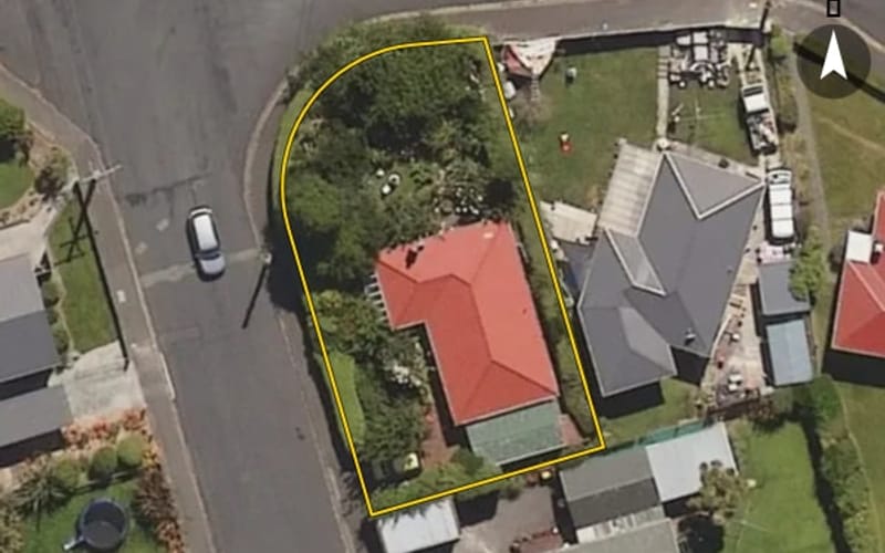 18 Rockside Road