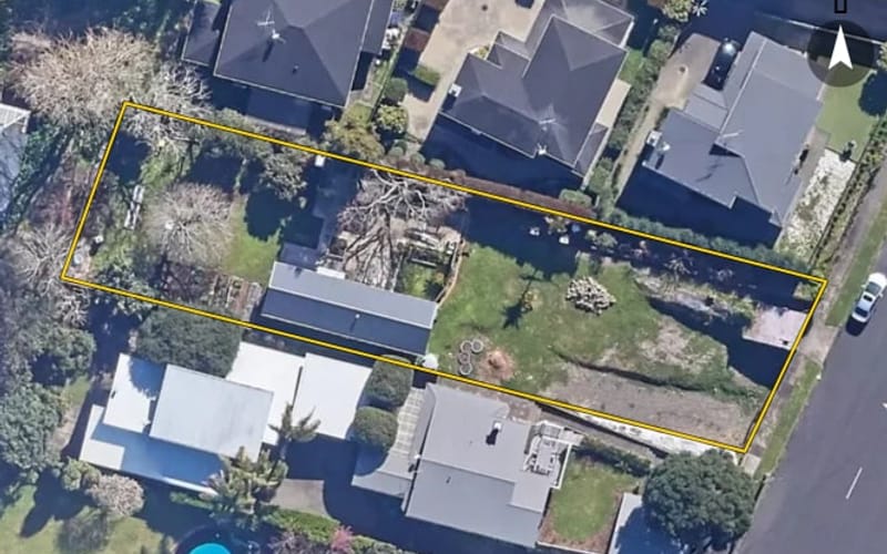 18 Rowan Road