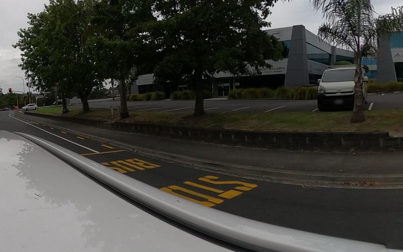 10/100 Bush Road