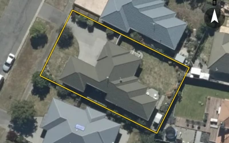 111 Inwoods Close