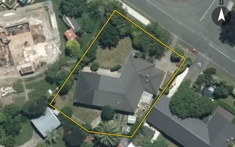 7 Neale Avenue