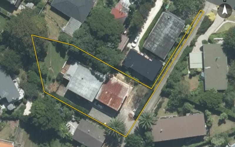 12 Surville Place