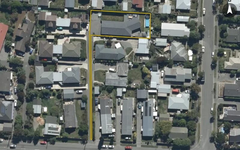 19C Prestons Road