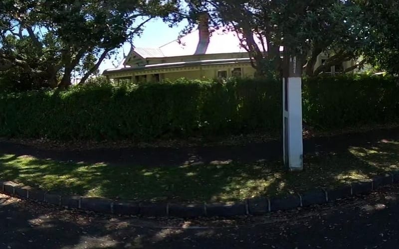 61 Western Springs Road