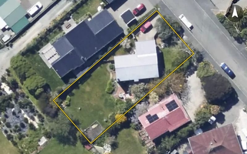 14 Broadsea Avenue