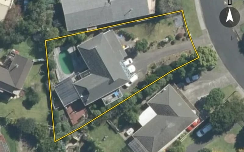 23 John Dee Crescent