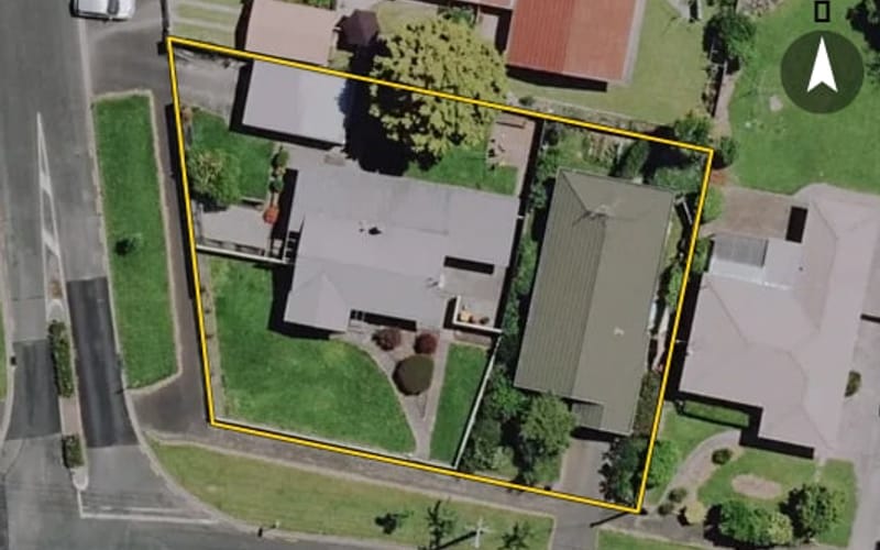 19 Pearsons Avenue