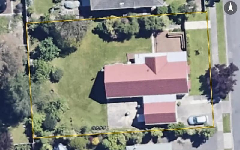 8 Carlyle Crescent