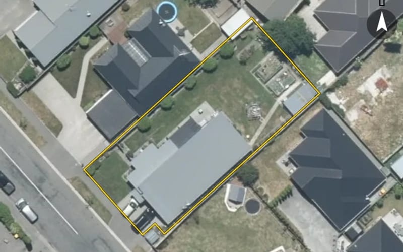 6 Woodham Drive
