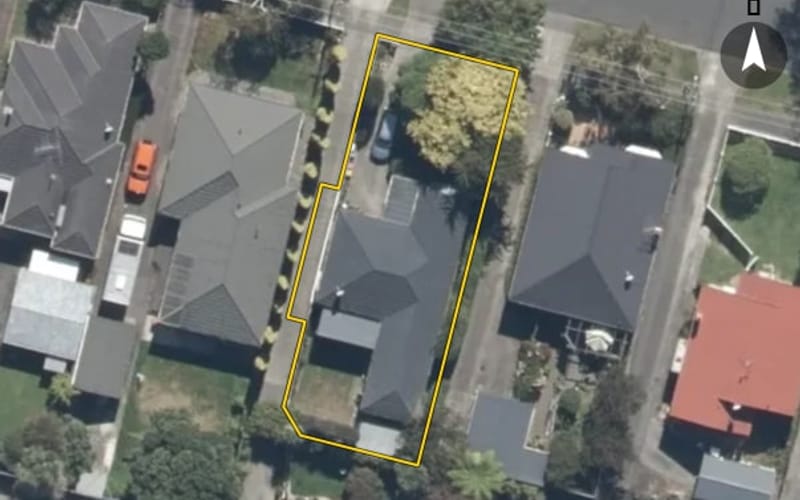 10 Norton Park Avenue