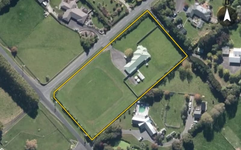 8 Dobsons Lane