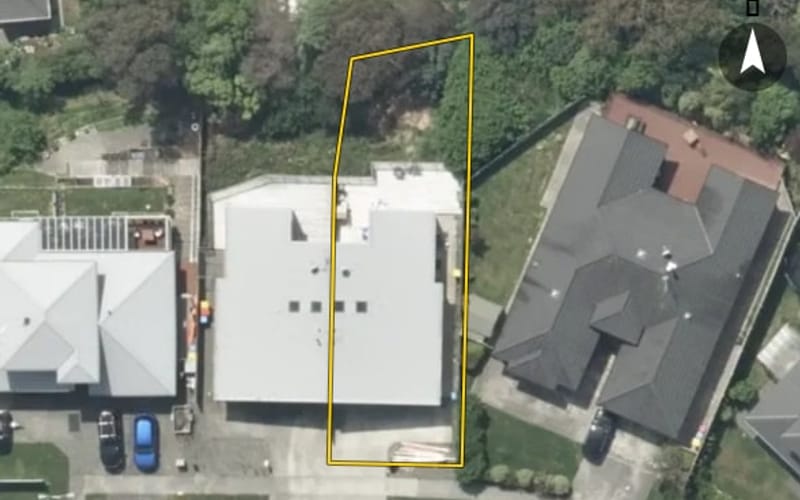 10B Semaphore Lane