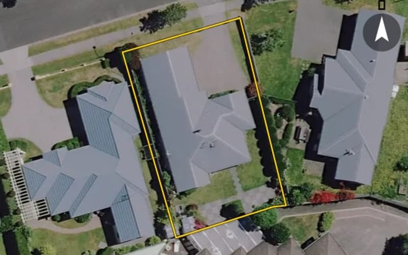 43A Cairns Crescent