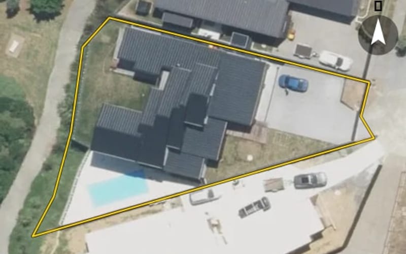 90 Hayfield Way