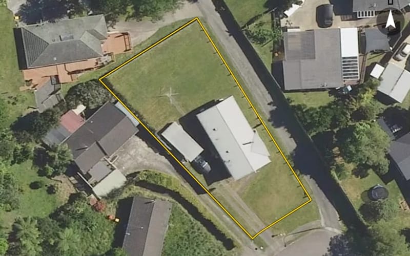 9 Takahe Place
