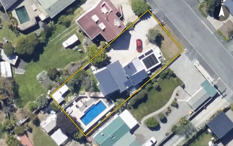 8 Broadsea Avenue