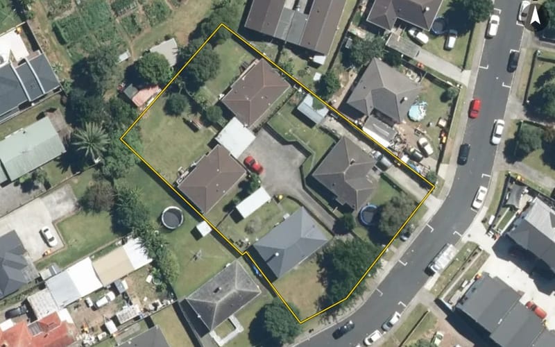 4 Middlemore Crescent