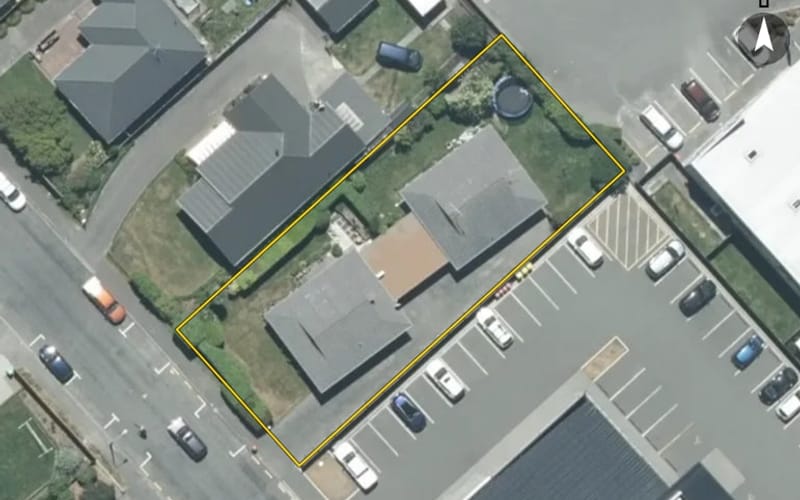 4 Queens Drive