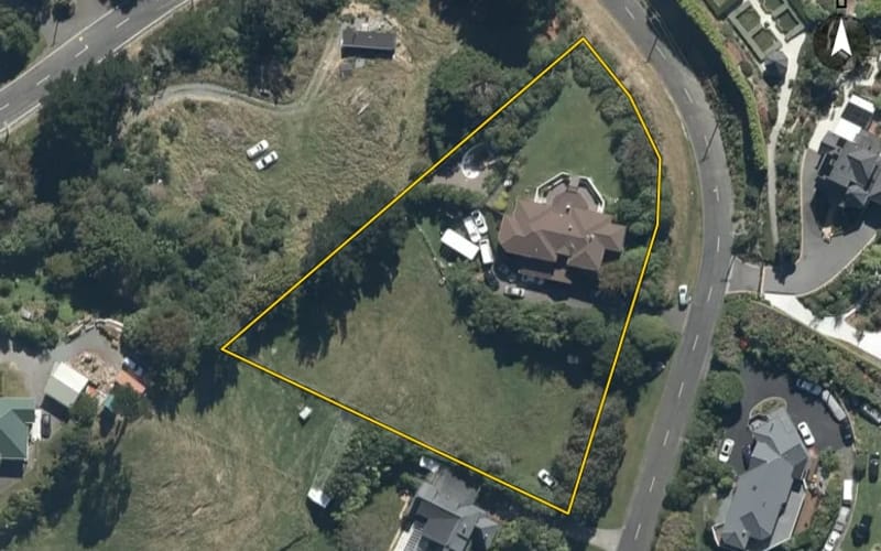 18 Crestview Grove