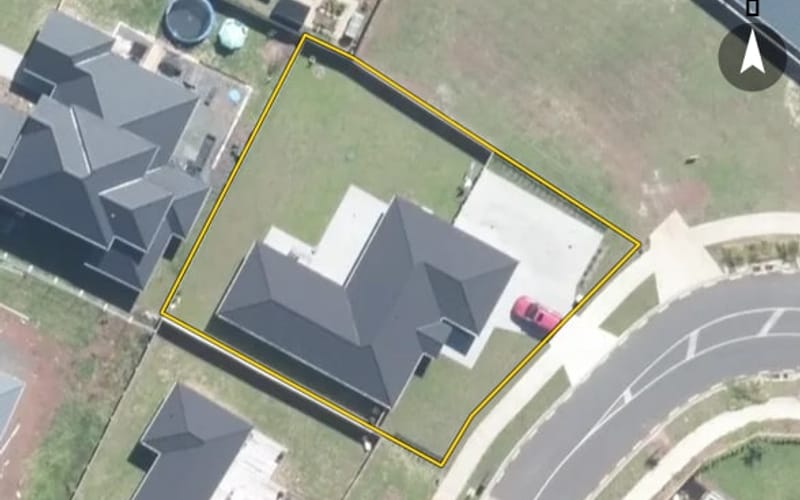 24 Kerr Crescent