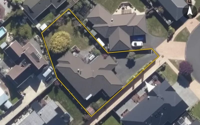 24 Bouvardia Avenue