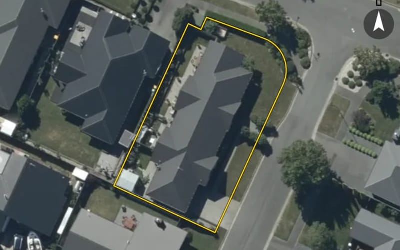 2 Hyde Place