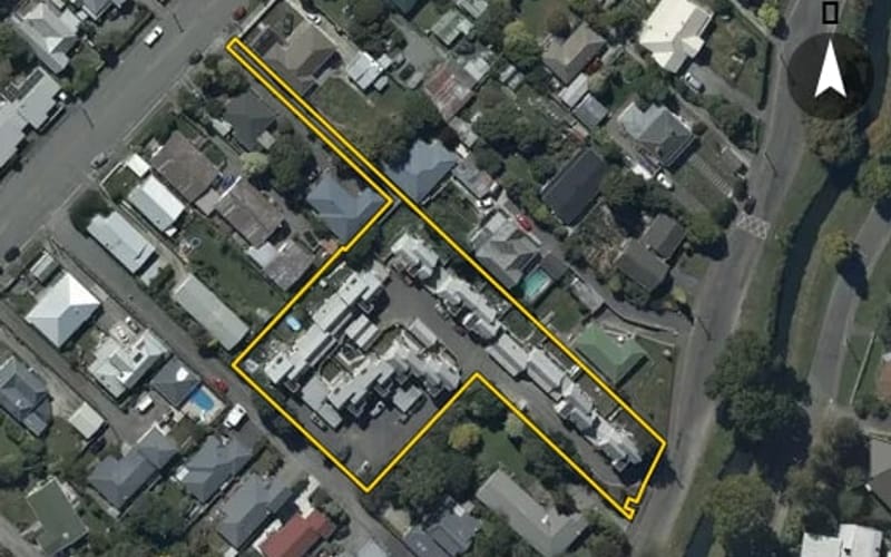 305 Eastern Terrace
