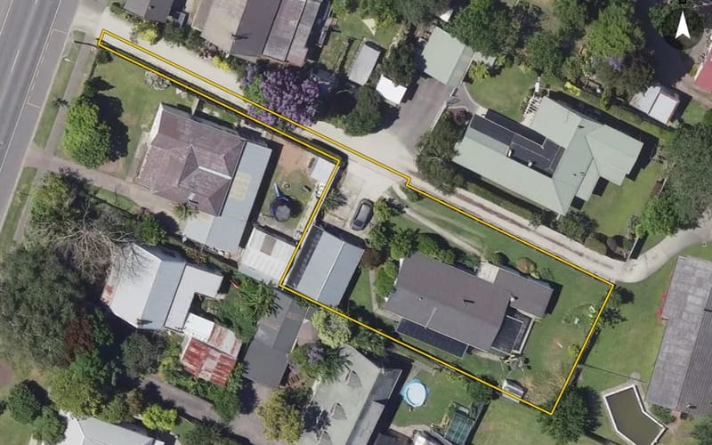 104C Lytton Road