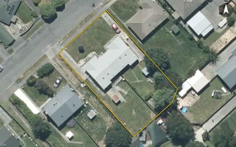 24 Davis Crescent