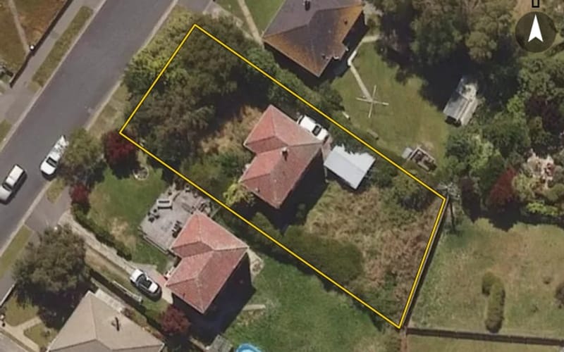 51 Dovecote Avenue