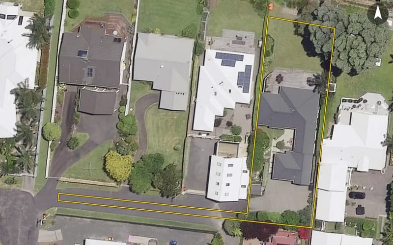 10 Fairlie Grove