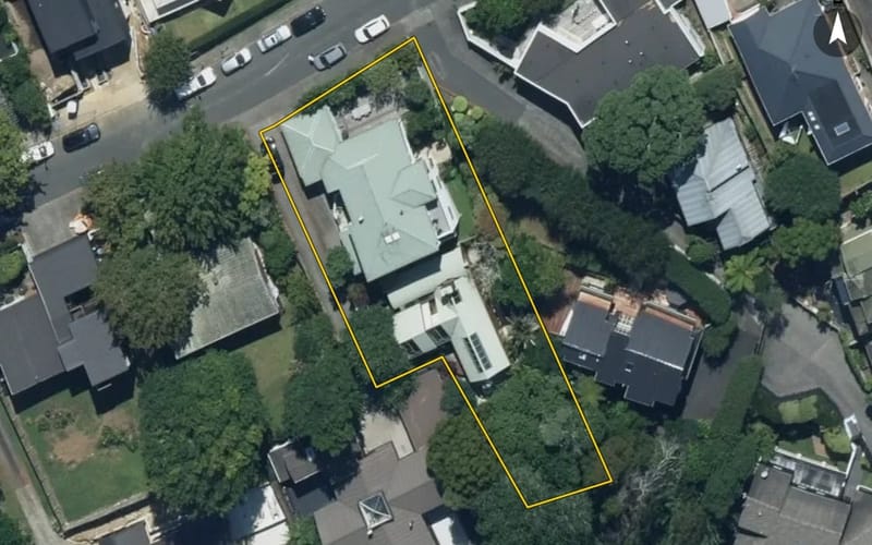2/12 Crocus Place