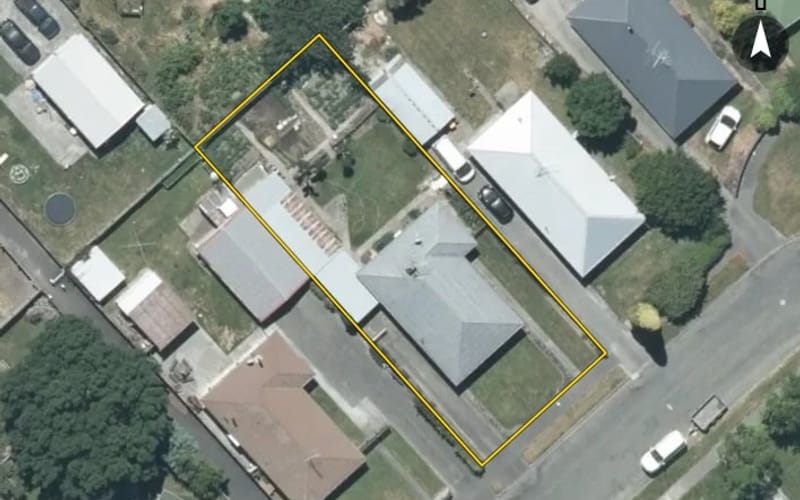 27 Davis Crescent