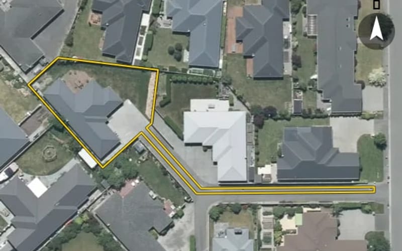 24B Charlesworth Drive