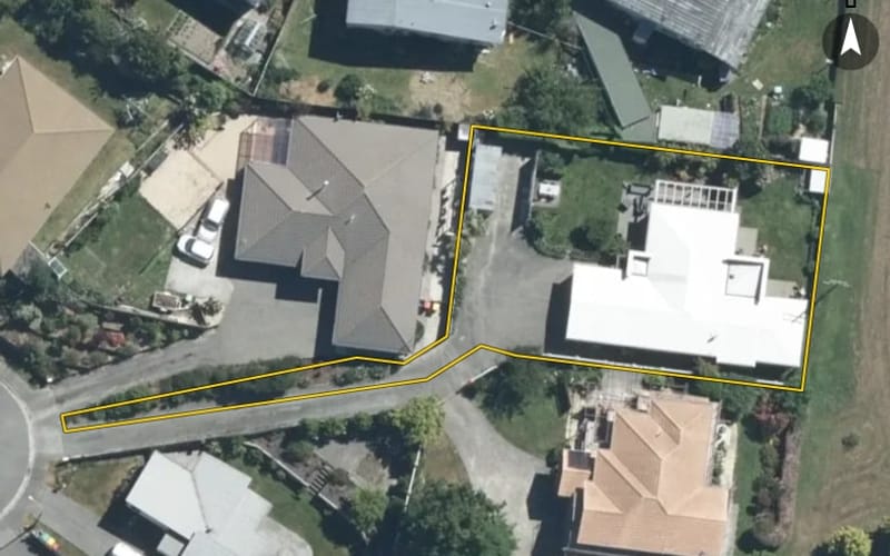 14 Lachlan Place