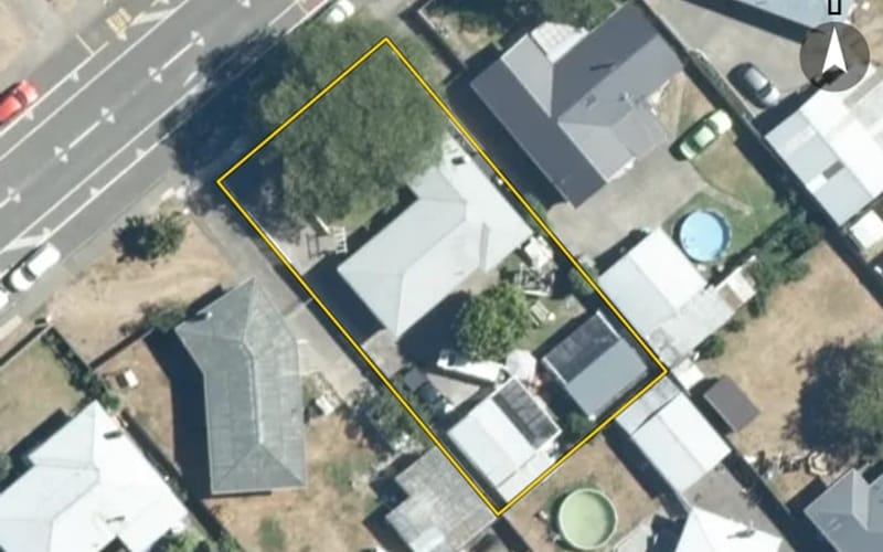 11 Henderson Road