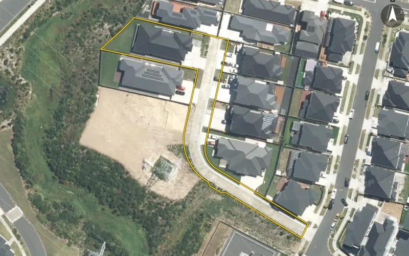 8 Rossbeg Lane