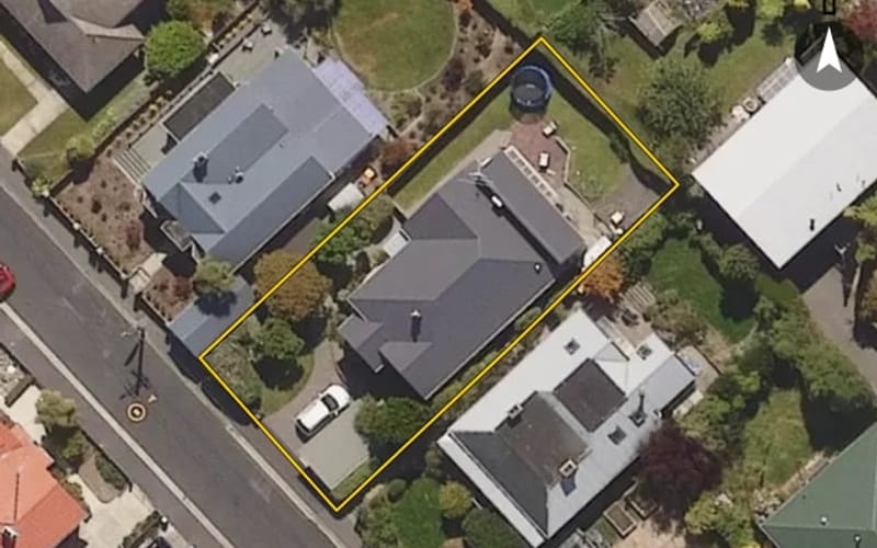 11 Farquharson Street