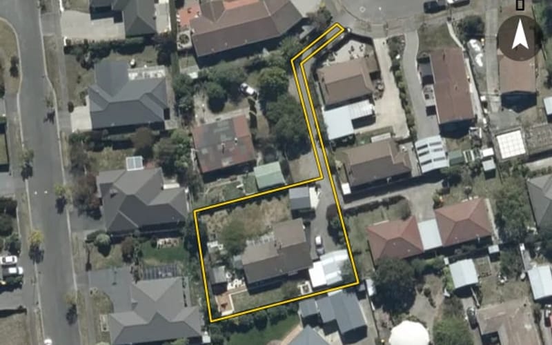9B Lydbury Place