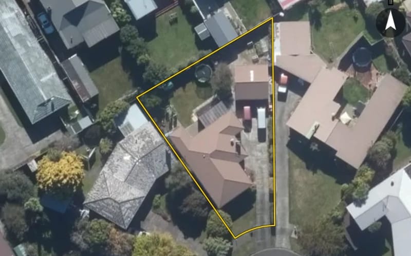 12 Edwards Place