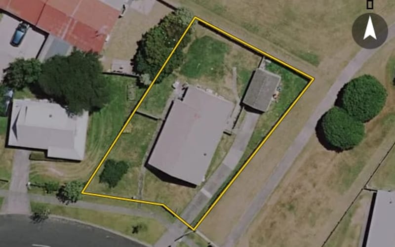 30 Garland Drive
