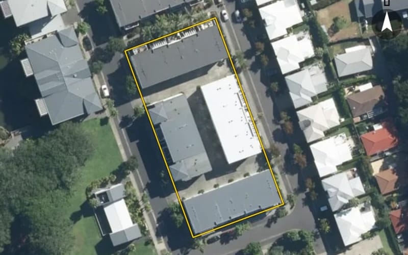 1 Kensington Drive