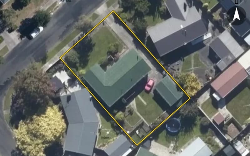 5 Catlins Crescent